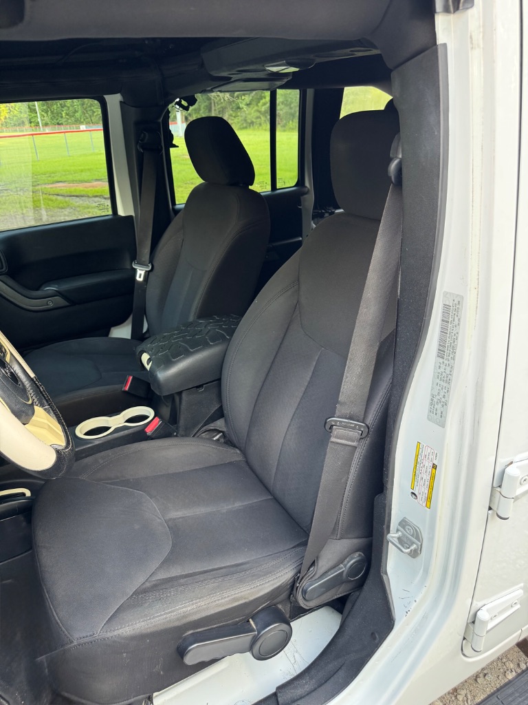 2015 Jeep Wrangler Unlimited Sport - Photo 12
