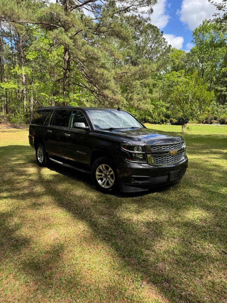 2018 Chevrolet Suburban LT - Photo 8