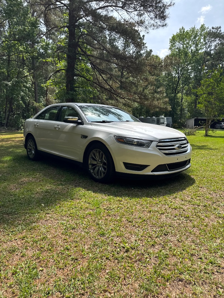 2018 Ford Taurus Limited - Photo 7